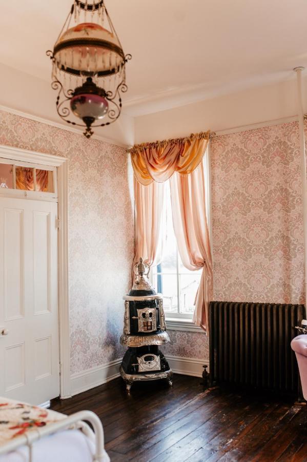 White House Hotel Hermann Eksteriør bilde